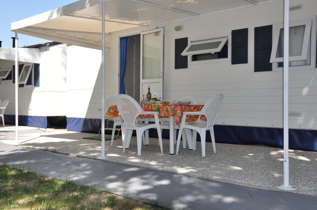 Camping Parco Capraro ลิโดดิเยโซโล ห้อง รูปภาพ