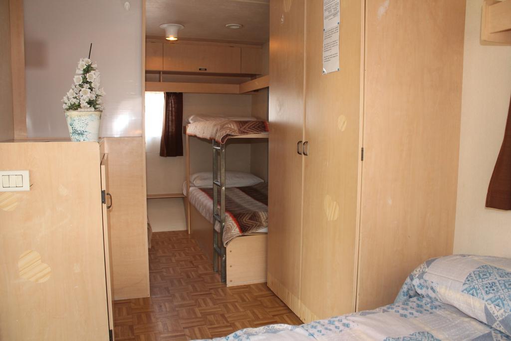 Camping Parco Capraro ลิโดดิเยโซโล ห้อง รูปภาพ
