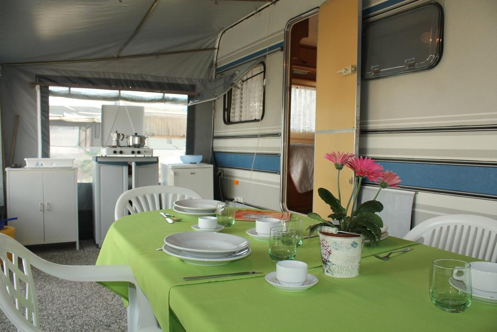 Camping Parco Capraro ลิโดดิเยโซโล ห้อง รูปภาพ