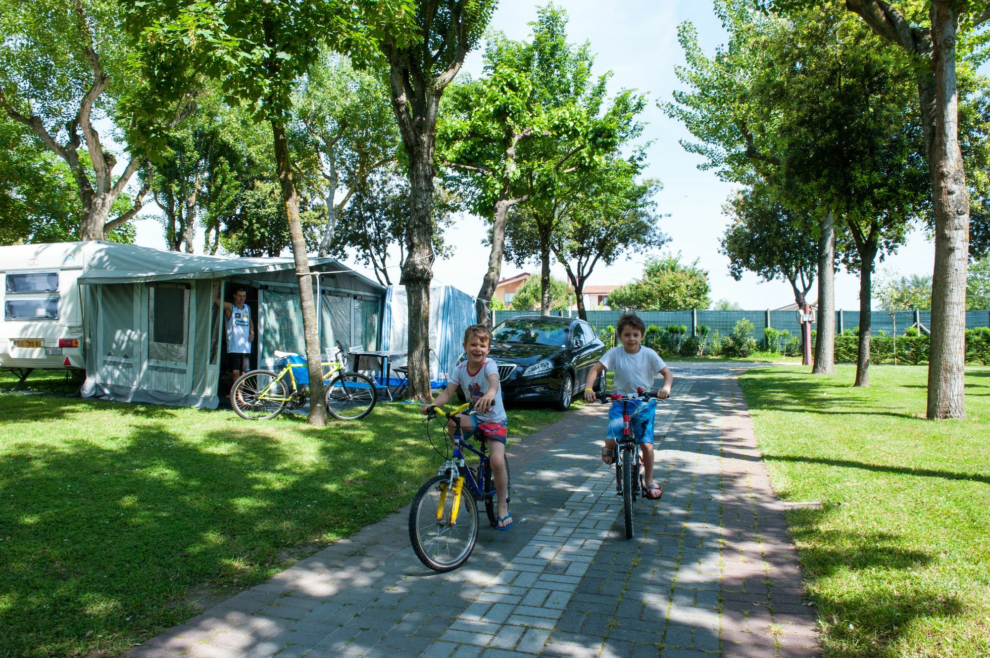 Camping Parco Capraro ลิโดดิเยโซโล ภายนอก รูปภาพ